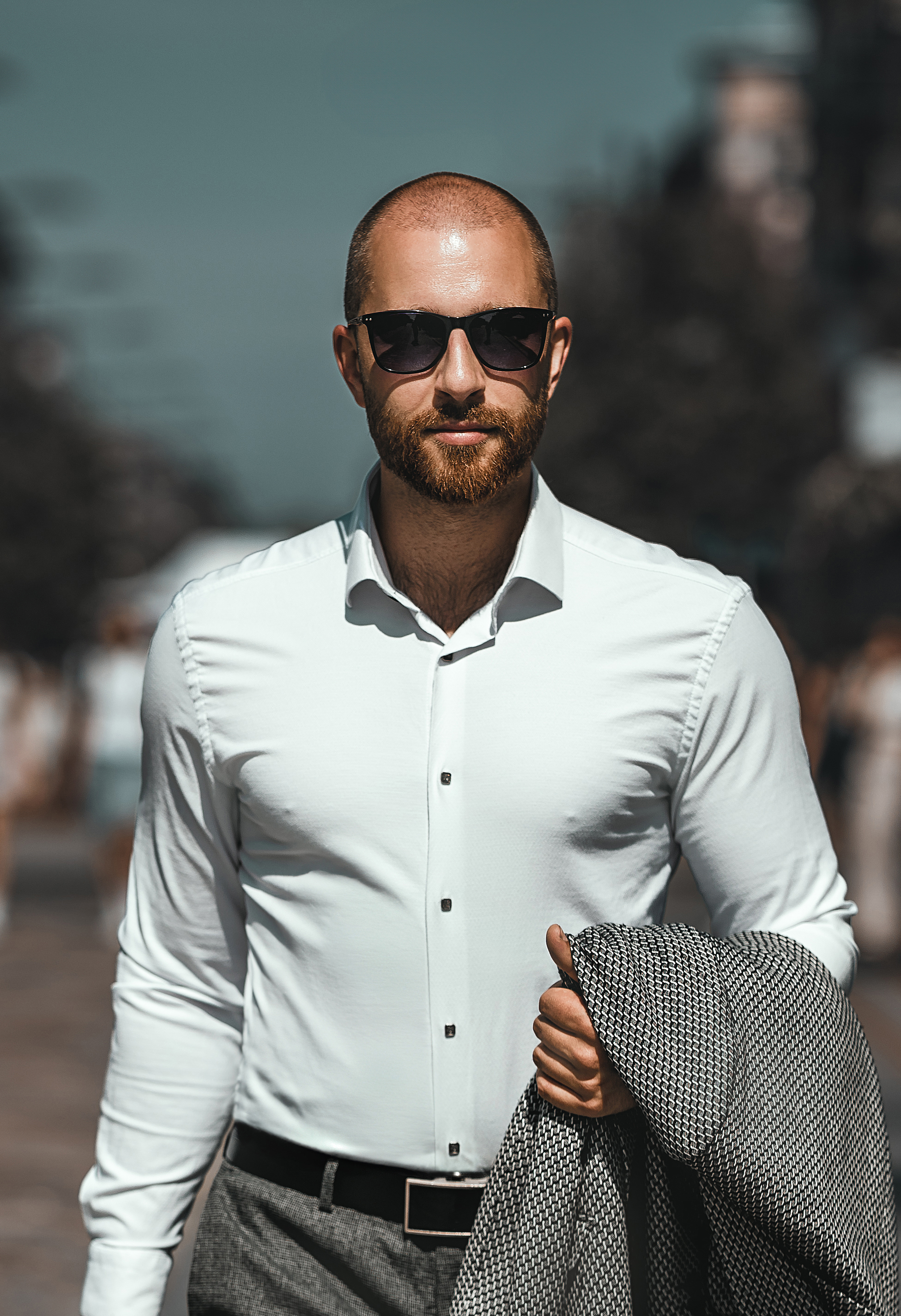 Broker